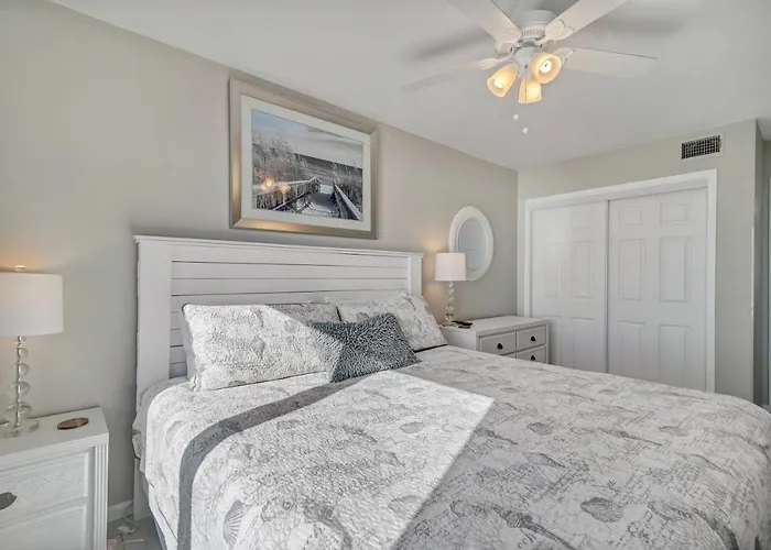 Island Winds West Unit 673 Holiday home Gulf Shores